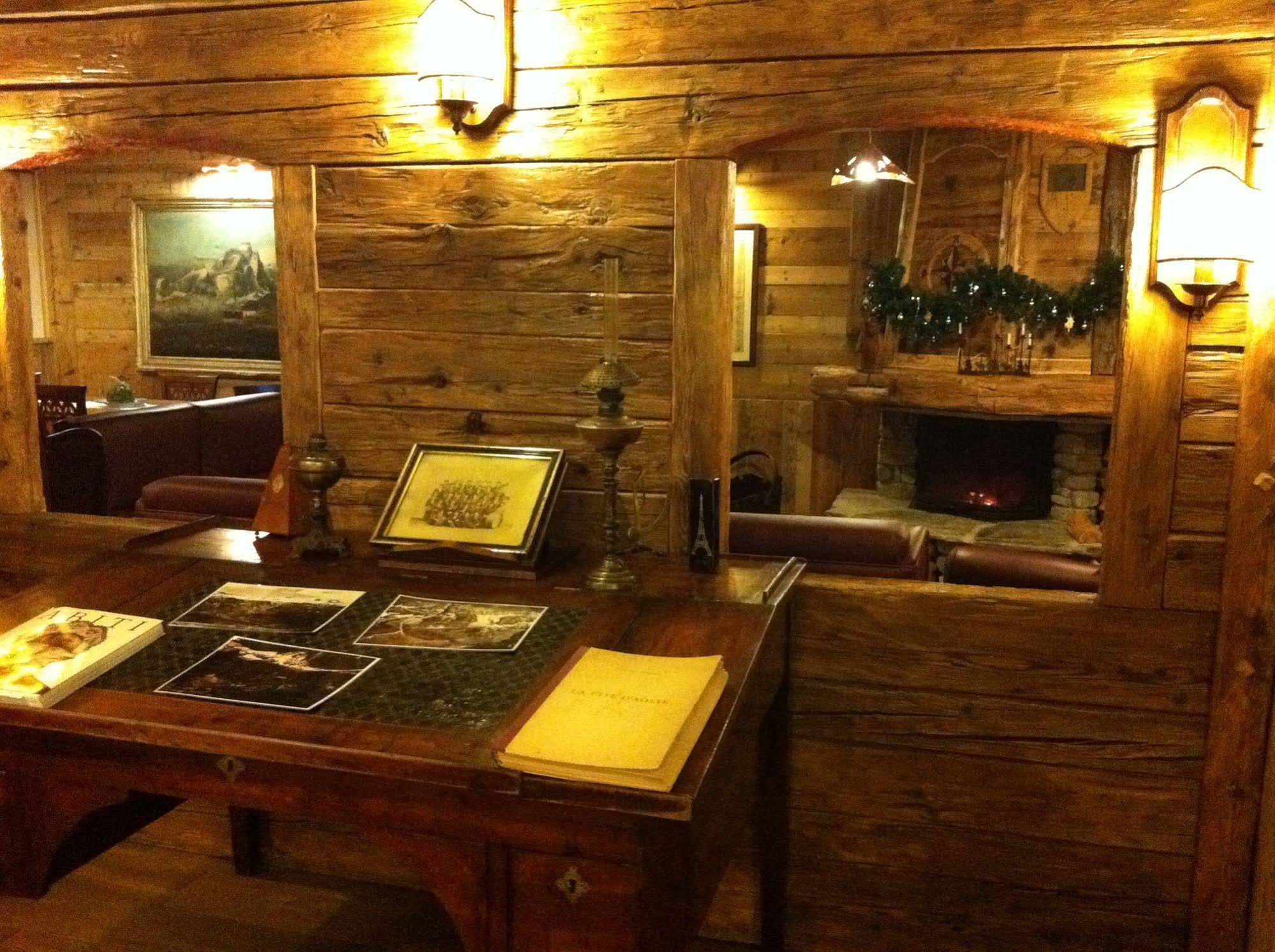 Hotel Meuble Mon Reve Breuil-Cervinia Ngoại thất bức ảnh